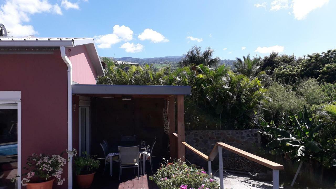 Chez Sonia Et Franck Acomodação com café da manhã Étang-Salé les Bains Exterior foto